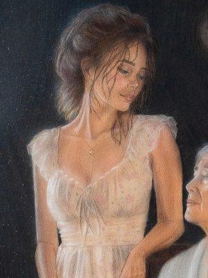 Nahaufnahme einer jungen Frau in einem floralen Kleid, die den Blick nach unten richtet und nachdenklich wirkt.